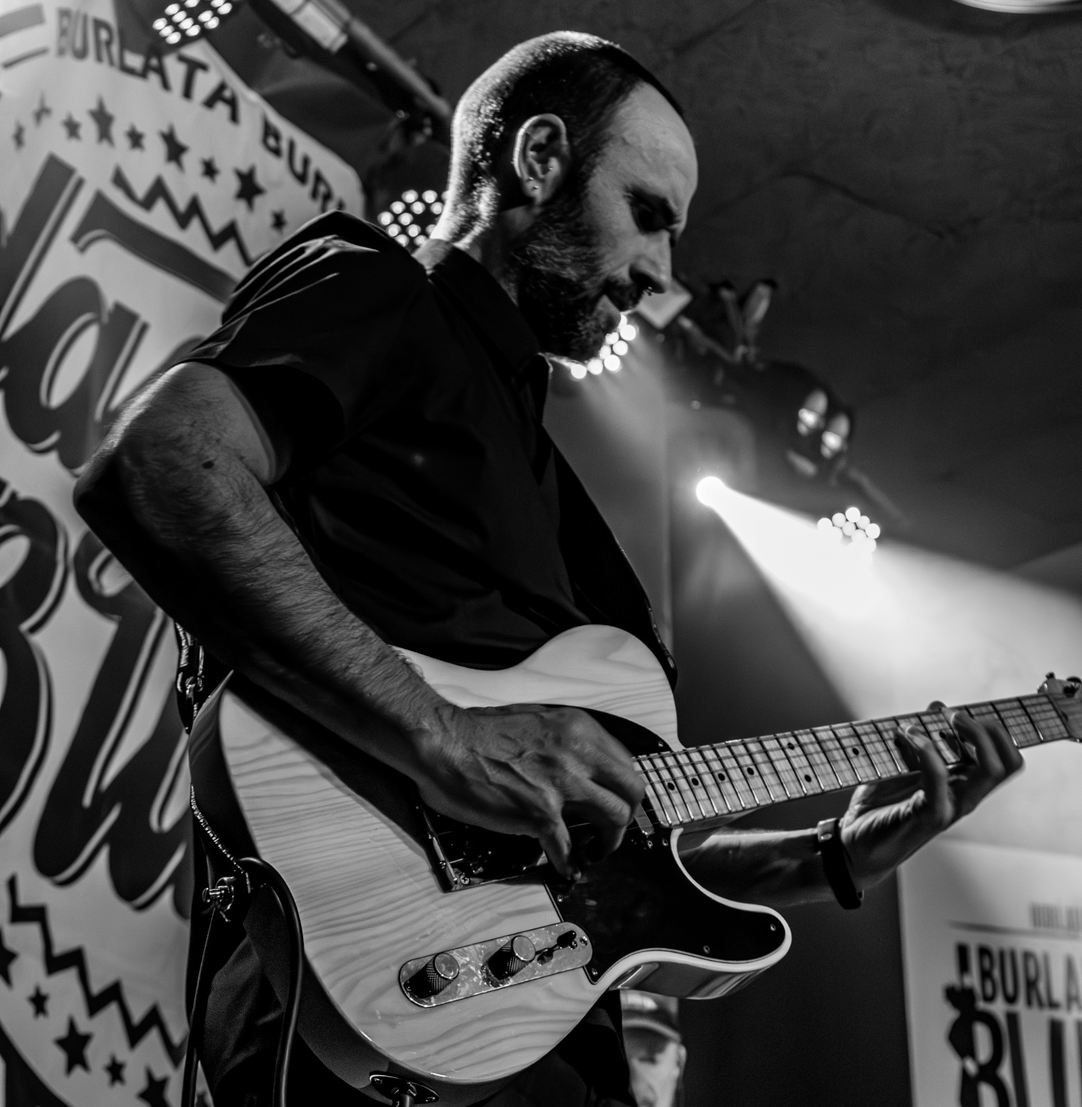 Iker Urkiri - Guitarra